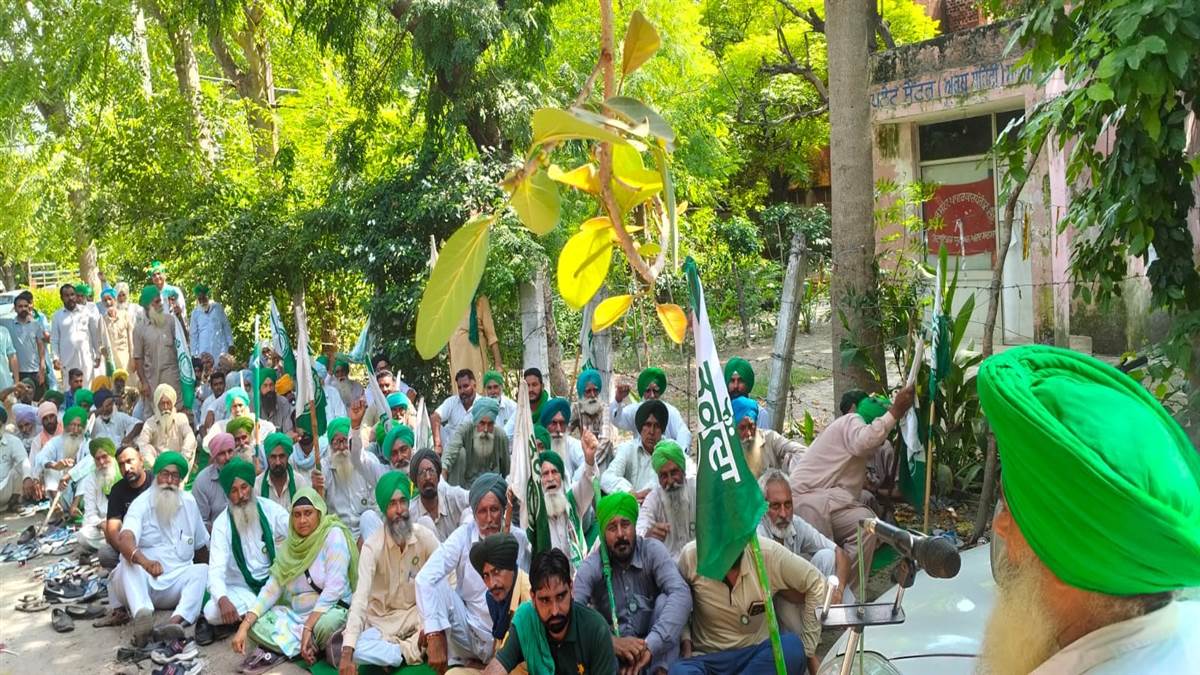 ਭਾਰਤੀ ਕਿਸਾਨ ਯੂਨੀਅਨ ਡਕੌਂਦਾ ਵੱਲੋਂ ਕੀਤਾ ਪਾਵਰਕੌਮ ਦੇ ਮਾਨਸਾ ਐੱਸਡੀਓ ਦਾ ਘਿਰਾਓ : ਸੁਖਮਿੰਦਰ ਸਿੰਘ ਸੱਦਾ ਸਿੰਘ ਵਾਲਾ