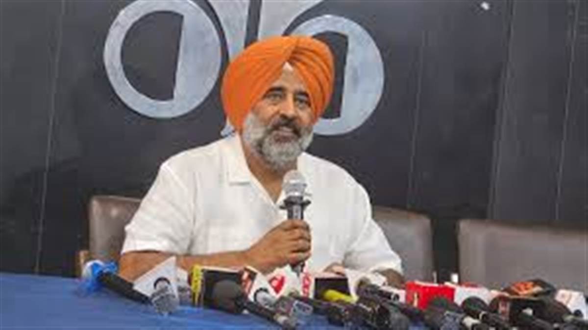1000 ਸਕੂਲਾਂ ’ਚ ਰੈਗੂਲਰ ਪ੍ਰਿੰਸੀਪਲ ਨਹੀਂ, ਦੋ ਲੱਖ ਬੱਚੇ ਉੱਚ ਸਿੱਖਿਆ ਤੋਂ ਵਾਂਝੇ; ਪ੍ਰਗਟ ਸਿੰਘ ਨੇ ‘ਸਿੱਖਿਆ ਕ੍ਰਾਂਤੀ’ 'ਤੇ ਚੁੱਕੇ ਸਵਾਲ