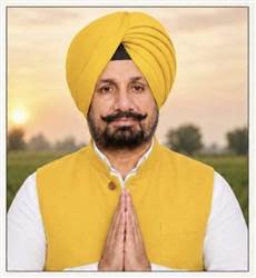 ਮਸ਼ਹੂਰ ਸਮਾਜ ਸੇਵੀ ਕੁਲਦੀਪ ਭੁੱਲਰ ’ਤੇ ਵੱਖ-ਵੱਖ ਸਿਆਸੀ ਪਾਰਟੀਆਂ ਦੀ ਨਜ਼ਰ