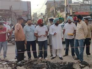 ਵਿਧਾਇਕ ਸੰਗੋਵਾਲ ਨੇ ਮਾਣਕਵਾਲ ’ਚ ਸੜਕ ਦਾ ਲਿਆ ਜਾਇਜ਼ਾ