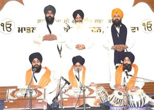 ਵਿਆਹ ਪੁਰਬ ਨੂੰ ਸਮਰਪਿਤ ਕਰਵਾਇਆ ਕੀਰਤਨ ਸਮਾਗਮ