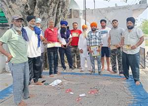 ਐਡਵੋਕੇਟ ਪ੍ਰਵੇਸ਼ ਖੋਸਲਾ ਵੱਲੋਂ ਪਿੰਡਾਂ ’ਚ ਘਰ-ਘਰ ਪ੍ਰਚਾਰ