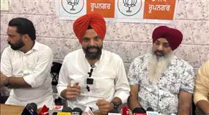ਅਜੈਵੀਰ ਨੇ ਨਸ਼ਿਆਂ ਤੇ ਕਾਨੂੰਨ ਵਿਵਸਥਾ ਦੇ ਮੁੱਦੇ ’ਤੇ ਘੇਰੀ 'ਆਪ' ਸਰਕਾਰ