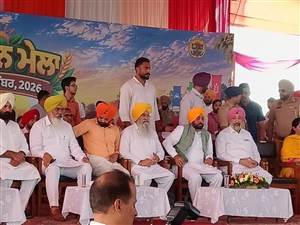 ਵੈਟਰਨਰੀ ਯੂਨੀਵਰਸਿਟੀ 'ਚ ਪਸ਼ੂ ਪਾਲਣ ਮੇਲੇ ਦਾ ਆਗਾਜ਼, ਡੇਅਰੀ ਤੋਂ ਬੱਕਰੀ ਤੇ ਮੁਰਗੀ ਪਾਲਣ ਤਕ, ਮਿਲੇਗੀ ਹਰ ਜਾਣਕਾਰੀ