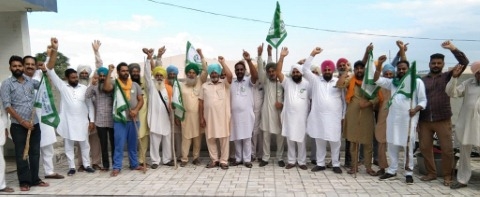 'ਪਰਾਲੀ ਸਾੜਣਾ ਕਿਸਾਨਾਂ ਦਾ ਸ਼ੌਕ ਨਹੀਂ ਮਜਬੂਰੀ ਹੈ'