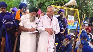 ਮੁੱਖ ਮੰਤਰੀ ਵਿਦੇਸ਼ ਯਾਤਰਾ ਛੱਡ ਕੇ ਸਾਰਥਕ ਹੱਲ ਵੱਲ ਤੁਰੇ : ਅਰਸ਼ੀ