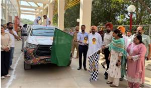 ਹੀਰੋ ਹਾਕੀ ਏਸ਼ੀਅਨ ਚੈਂਪੀਅਨਜ਼ ਟਰਾਫ਼ੀ-2026 ਦਾ ਟਰਾਫ਼ੀ ਟੂਰ ਮੋਹਾਲੀ ਤੋਂ ਸ਼ੁਰੂ; ਵਿਧਾਇਕ ਰੰਧਾਵਾ, ਡੀਸੀ ਕੋਮਲ ਮਿੱਤਲ ਤੇ ਓਲੰਪੀਅਨਾਂ ਨੇ ਦਿੱਤੀ ਹਰੀ ਝੰਡੀ