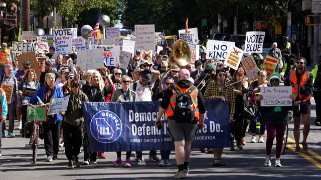 US Midterm Elections: ਮੱਧਕਾਲੀ ਚੋਣਾਂ ਤੋਂ ਪਹਿਲਾਂ ਅਮਰੀਕਾ 'ਚ ‘ਨੋ ਕਿੰਗਜ਼’ ਰੈਲੀਆਂ, ਜਲਦੀ ਵੋਟ ਪਾਉਣ ਦੀ ਕੀਤੀ ਅਪੀਲ