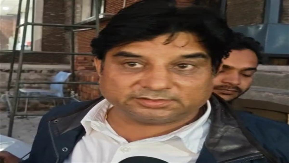 ਅਗਰਵਾਲ ਢਾਬੇ ’ਤੇ ਛਾਪਾ, 3 ਕਰੋੜ ਦੀ ਨਕਦੀ ਜ਼ਬਤ