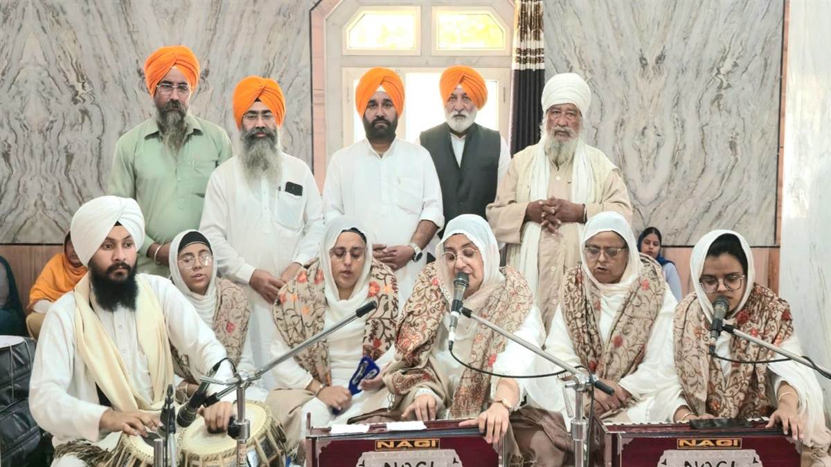 ਵਾਹਿਗੁਰੂ ਸਿਮਰਨ ਸੇਵਾ ਸੁਸਾਇਟੀ ਨੇ ਕਰਵਾਇਆ 50ਵਾਂ ਮਹੀਨਾਵਾਰ ਜਪ-ਤਪ ਸਮਾਗਮ