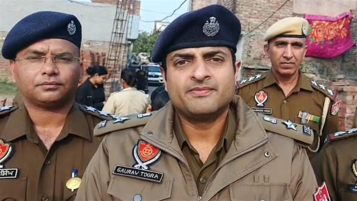 ਨਸ਼ਾ ਤਸਕਰੀ ਅਤੇ ਸੁਰੱਖਿਆ ਨੂੰ ਲੈ ਕੇ ਪੁਲਿਸ ਨੇ ਚਲਾਇਆ ਸਰਚ ਅਭਿਆਨ