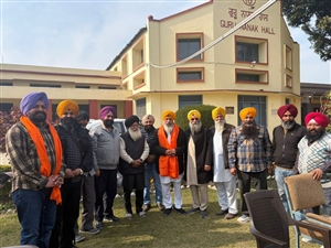 ਕੱਲਰ ਖਾਲਸਾ ਸਕੂਲ ’ਚ ਦੁਕਾਨਾਂ ਨਾ ਬਣਾਉਣ ਸਬੰਧੀ ਮੀਟਿੰਗ