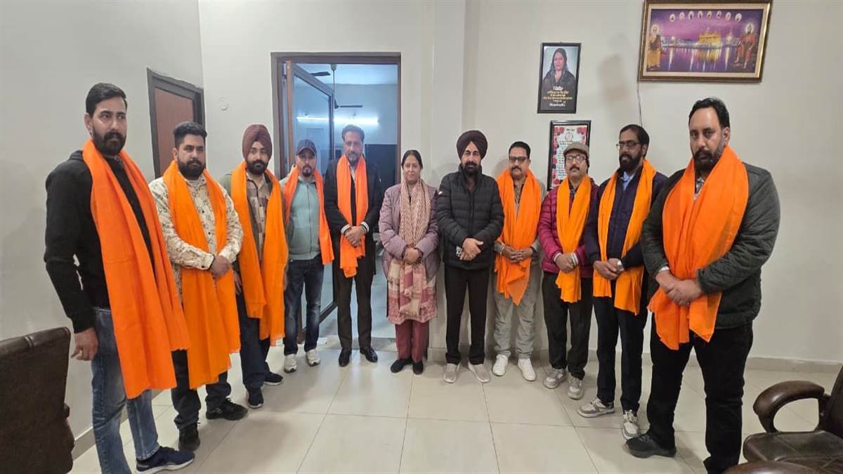 ਆਪ ਨੇ ਹਲਕਾ ਦੱਖਣੀ ਦੇ ਮਿਹਨਤੀ ਵਰਕਰਾਂ ਨੂੰ ਦਿੱਤਾ ਮਾਣ ਸਨਮਾਨ