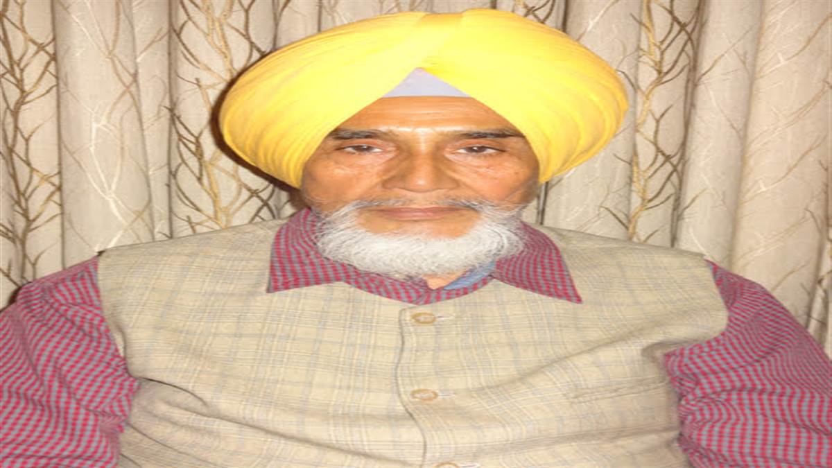 ਗੁਰੂ ਘਰ ਦੀਆਂ ਜਗੀਰਾਂ ਵੇਚਣ ਵਾਲੇ ਸੁਖਬੀਰ ਤੇ ਧਾਮੀ ਦੇਣ ਅਸਤੀਫ਼ਾ : ਛੋਟੇਪੁਰ