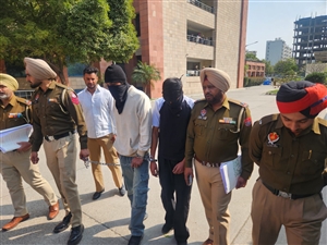 ਏ.ਟੀ.ਐਮ. ਤੋਂ ਨਕਦੀ ਵਾਲਾ ਬੈਗ ਲੁੱਟਣ ਵਾਲੇ ਗ੍ਰਿਫ਼ਤਾਰ