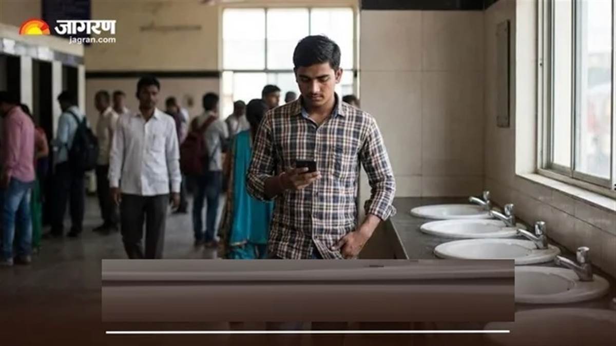 ਸਾਵਧਾਨ! ਟਾਇਲਟ ਤੋਂ ਬਾਅਦ ਹੱਥ ਨਾ ਧੋਣਾ ਪੈ ਸਕਦੈ ਮਹਿੰਗਾ, ਮੋਬਾਈਲ ਤੇ ਪੈਸਿਆਂ ਰਾਹੀਂ ਫੈਲ ਰਹੀਆਂ ਨੇ ਜਾਨਲੇਵਾ ਬਿਮਾਰੀਆਂ