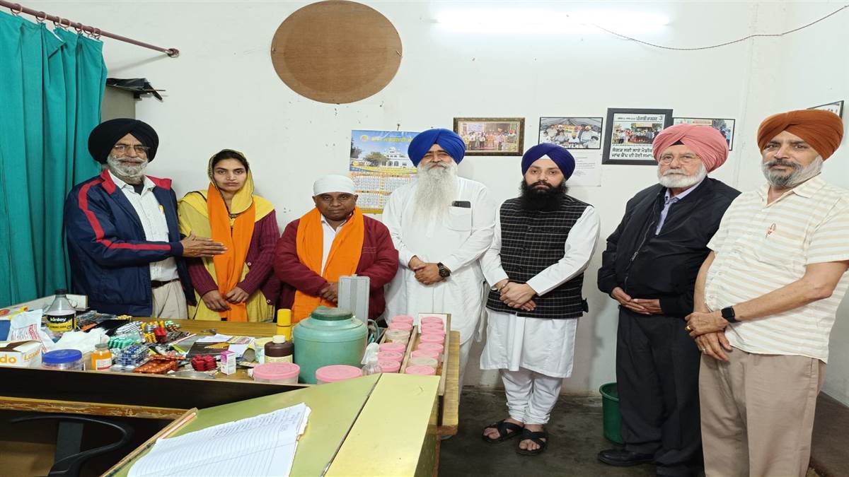 ਮੱਸਿਆ ਦੇ ਦਿਹਾੜੇ ਲਗਾਇਆ ਫ੍ਰੀ ਮੈਡੀਕਲ ਕੈਂਪ