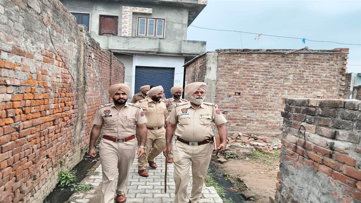 ਕਾਸੋ ਆਪ੍ਰੇਸ਼ਨ ਤਹਿਤ ਸ਼ੱਕੀ ਘਰਾਂ ਦੀ ਚੈਕਿੰਗ, 18 ਜਣੇ ਲਏ ਹਿਰਾਸਤ ’ਚ, ਤਿੰਨ ਭਗੌੜੇ ਕਾਬੂ