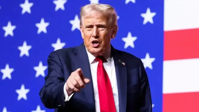 'ਹੋਰਮੁਜ਼ ਅਜੇ ਵੀ ਬੰਦ ਹੈ', ਈਰਾਨ ਨੇ ਡੋਨਾਲਡ ਟਰੰਪ ਨੂੰ ਕਿਹਾ 'ਬੇਵਕੂਫ'; ਆਡੀਓ ਵਿਵਾਦ 'ਤੇ ਉਡਾਇਆ ਮਜ਼ਾਕ