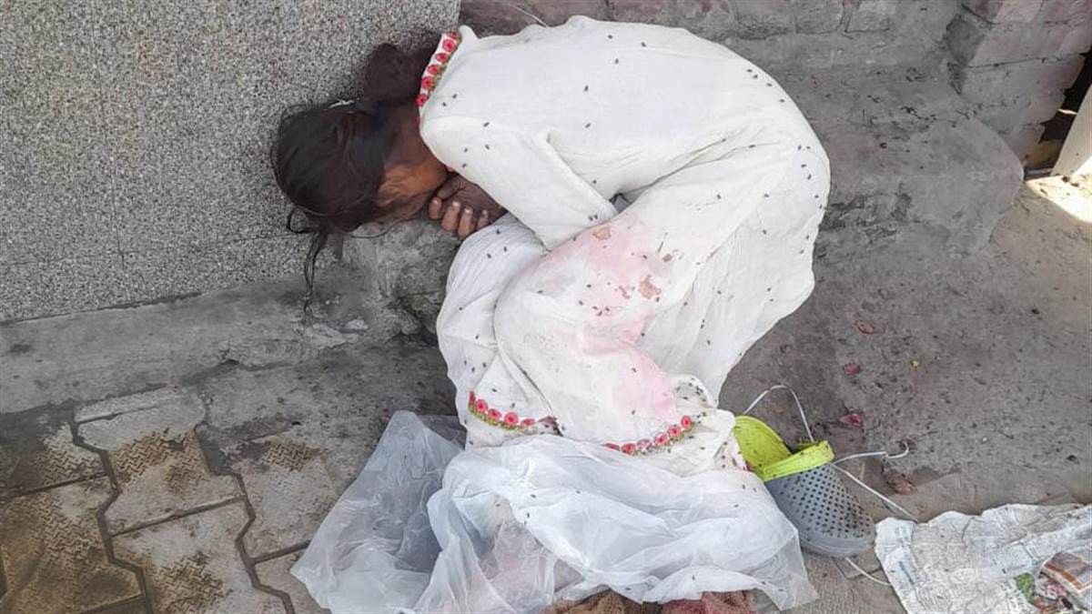 https://img.punjabijagran.com/punjabi/ਨੌਜਵਾਨਾਂ ਤੋਂ ਬਾਅਦ ਹੁਣ ਪੰਜਾਬ ਦੀਆਂ ਲੜਕੀਆਂ ਵੀ ਨਸ਼ੇ ਦੀ ਦਲਦਲ 'ਚ ਫਸੀਆਂ, ਬਟਾਲਾ 'ਚ ਨਸ਼ੇ ਦੀ ਹਾਲਤ 'ਚ ਮਿਲੀ ਲੜਕੀ