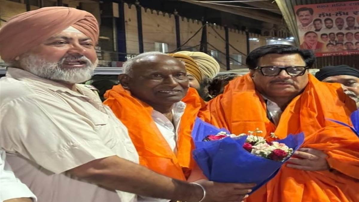 ਵਾਰਡ 89 ’ਚ ਸ਼ੁਰੂ ਹੋਇਆ ਨਵੀਂ ਸੜਕ ਬਣਾਉਣ ਦਾ ਕੰਮ