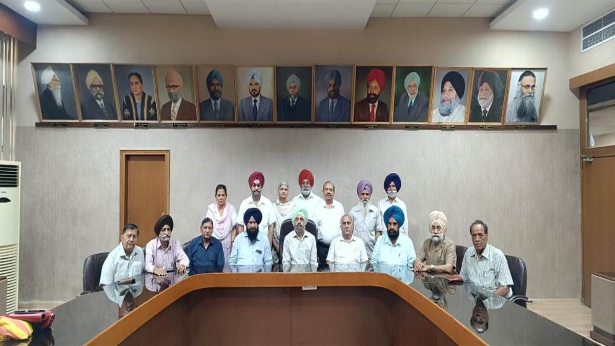 ਨਵੀਂ ਕਾਰਜਕਾਰਨੀ ਵੱਲੋਂ ਵਾਈਸ ਚਾਂਸਲਰ ਨਾਲ ਵਿਸ਼ੇਸ਼ ਮੁਲਾਕਾਤ