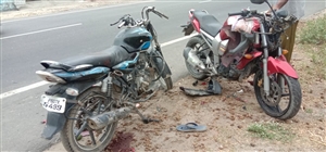 Road Accident : ਦੋ ਮੋਟਰਸਾਈਕਲਾਂ ਦੀ ਟੱਕਰ 'ਚ ਇਕ ਦੀ ਮੌਤ, ਤਿੰਨ ਜ਼ਖ਼ਮੀ