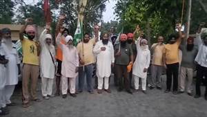 ਬਿਜਲੀ ਮਹਿਕਮੇ ਦੀ ਲਾਪਰਵਾਹੀ ਖ਼ਿਲਾਫ਼ ਬੀਕੇਯੂ ਪੰਜਾਬ ਦਾ ਜ਼ੀਰਾ ਬਿਜਲੀ ਘਰ ਅੱਗੇ ਕੀਤਾ ਰੋਸ਼ ਪ੍ਰਦਰਸ਼ਨ