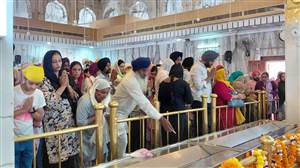 ਪੰਚਮੀ ਦੇ ਦਿਹਾੜੇ ਮੌਕੇ ਗੁਰੂਘਰ ’ਚ ਵੱਡੀ ਗਿਣਤੀ ਸੰਗਤ ਹੋਈ ਨਤਮਸਤਕ
