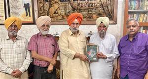 ਸਰਦਾਰਾ ਸਿੰਘ ਜੌਹਲ ਵੱਲੋਂ ਸੁਰਤਿ ਦਾ ਵਰਖਾ ਰੁੱਤ ਅੰਕ ਲੋਕ ਅਰਪਣ
