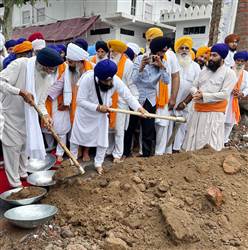 ਗੁਰਦਵਾਰਾ ਬਿਭੌਰ ਸਾਹਿਬ ’ਚ ਲੰਗਰ ਹਾਲ ਤੇ ਬੇਸਮੈਂਟ ਦੀ ਕਾਰ ਸੇਵਾ ਸ਼ੁਰੂ