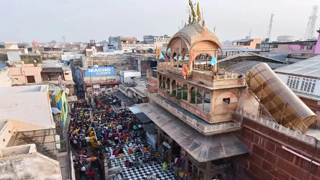 ਬਾਂਕੇ ਬਿਹਾਰੀ ਮੰਦਰ 'ਚ ਦਰਸ਼ਨਾਂ ਤੋਂ ਬਾਅਦ ਮਹਿਲਾ ਸ਼ਰਧਾਲੂ ਦੀ ਮੌਤ, ਹੁੰਮਸ ਤੇ ਭੀੜ ਬਣੀ ਵਜ੍ਹਾ