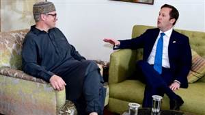 ਜੰਮੂ-ਕਸ਼ਮੀਰ ਭਾਰਤ ਦਾ ਅਹਿਮ ਹਿੱਸਾ, CM ਉਮਰ ਨਾਲ ਮੁਲਾਕਾਤ ਤੋਂ ਬਾਅਦ ਬੋਲੇ ਅਮਰੀਕੀ ਰਾਜਦੂਤ ਸਰਜੀਓ ਗੋਰ