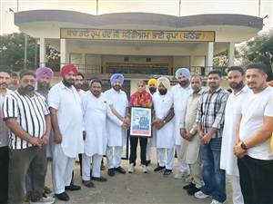 ਏਸ਼ੀਆ ਕੱਪ ਜਿੱਤ ਕੇ ਪਿੰਡ ਪੁੱਜੀ ਹਾਕੀ ਖਿਡਾਰਨ ਸੁਖਵੀਰ ਕੌਰ ਦਾ ਭਰਵਾਂ ਸਵਾਗਤ