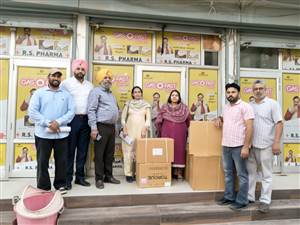 ਮੈਡੀਕਲ ਸਟੋਰਾਂ ’ਤੇ ਛਾਪੇਮਾਰੀ ਦੌਰਾਨ 43 ਲੱਖ ਰੁਪਏ ਦੀਆਂ ਦਵਾਈਆਂ ਜ਼ਬਤ