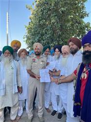 ਕਿਸਾਨ ਜਥੇਬੰਦੀਆਂ ਨੇ ਵਿਧਾਇਕ ਦੀ ਰਿਹਾਇਸ਼ ਦਾ ਕੀਤਾ ਘਿਰਾਓ