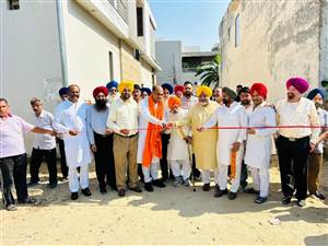 ਬਾਲੀ ਵੱਲੋਂ ਨਾਲ ਇੰਟਰਲਾਕਿੰਗ ਟਾਈਲਾਂ ਦੇ ਕੰਮ ਦਾ ਉਦਘਾਟਨ