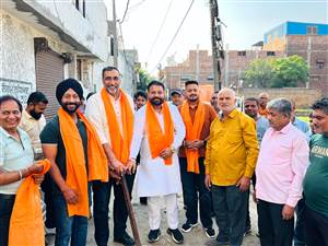 ਈਸ਼ਵਰਜੋਤ ਚੀਮਾ ਤੇ ਕੌਂਸਲਰ ਜਸਵਿੰਦਰ ਸਿੰਘ ਵੀਰੂ ਨੇ ਵਿਕਾਸ ਕੰਮ ਕਰਵਾਏ ਆਰੰਭ