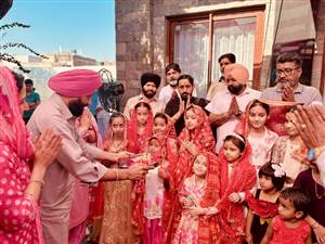 ਦੁਰਗਾ ਦੇ ਆਸ਼ੀਰਵਾਦ ਨਾਲ ਸਮਾਜ ’ਚੋਂ ਬੁਰਾਈਆਂ ਕਰ ਸਕਦੇ ਹਾਂ ਖ਼ਤਮ : ਗਰੇਵਾਲ
