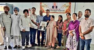 ਭਾਸ਼ਾ ਵਿਭਾਗ ਤੇ ਸਾਹਿਤ ਸਭਾਵਾਂ ਨੇ ਕੇਐੱਲ ਗਰਗ ਸਿਮਰਤੀ ਸਮਾਰੋਹ ਕਰਵਾਇਆ