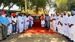 ਵਿਧਾਇਕ ਲਾਡੀ ਢੋਸ ਨੇ ਸੜਕ ਦੀ ਉਸਾਰੀ ਦਾ ਨੀਂਹ ਪੱਥਰ ਰੱਖਿਆ