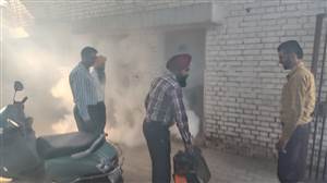 ਸਿਹਤ ਟੀਮ ਵੱਲੋਂ ਡੇਂਗੂ ਸਬੰਧੀ ਸਰਵੇ ਤੇ ਕੀਤੀ ਫੋਗਿੰਗ