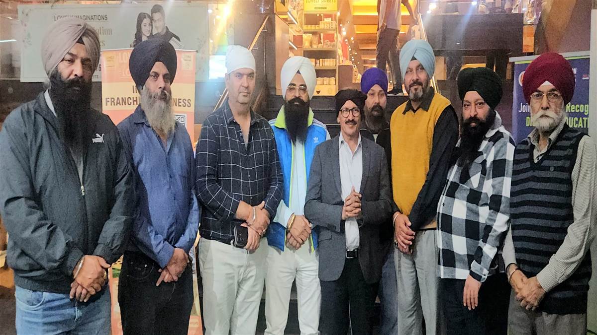 ਨਗਰ ਕੀਰਤਨ ਦੇ ਸਵਾਗਤ ਲਈ ਵਪਾਰਕ ਅਦਾਰਿਆਂ ਨਾਲ ਕੀਤਾ ਸੰਪਰਕ