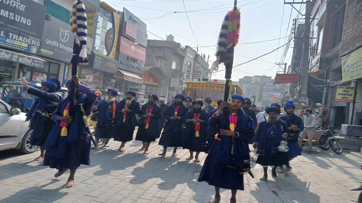 ਨਗਰ ਕੀਰਤਨ ਦੌਰਾਨ ਗੂੰਜੇ ‘ਬੋਲੇ ਸੋ ਨਿਹਾਲ....’ ਦੇ ਜੈਕਾਰੇ