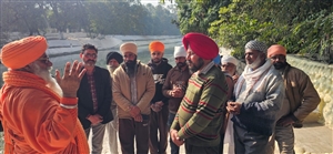 ਹੜ੍ਹ ਪੀੜਤ ਬੱਚਿਆਂ ਦੀਆਂ ਫੀਸਾਂ ਲਈ ਮਦਦ ਦੀ ਲੋੜ : ਸੰਤ ਸੀਚੇਵਾਲ