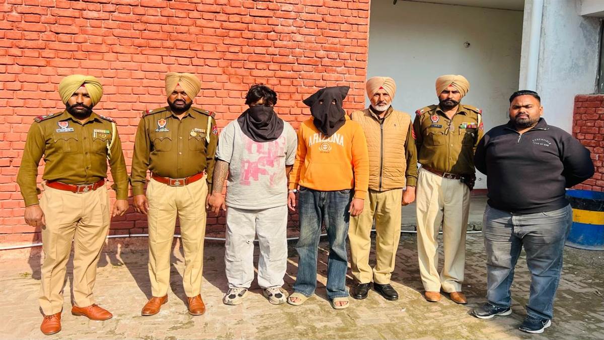 ਸੀਆਈਏ ਸਟਾਫ ਕਪੂਰਥਲਾ ਵੱਲੋਂ 2 ਦੇਸੀ ਪਿਸਤੌਲਾਂ ਸਣੇ 2 ਕਾਬੂ