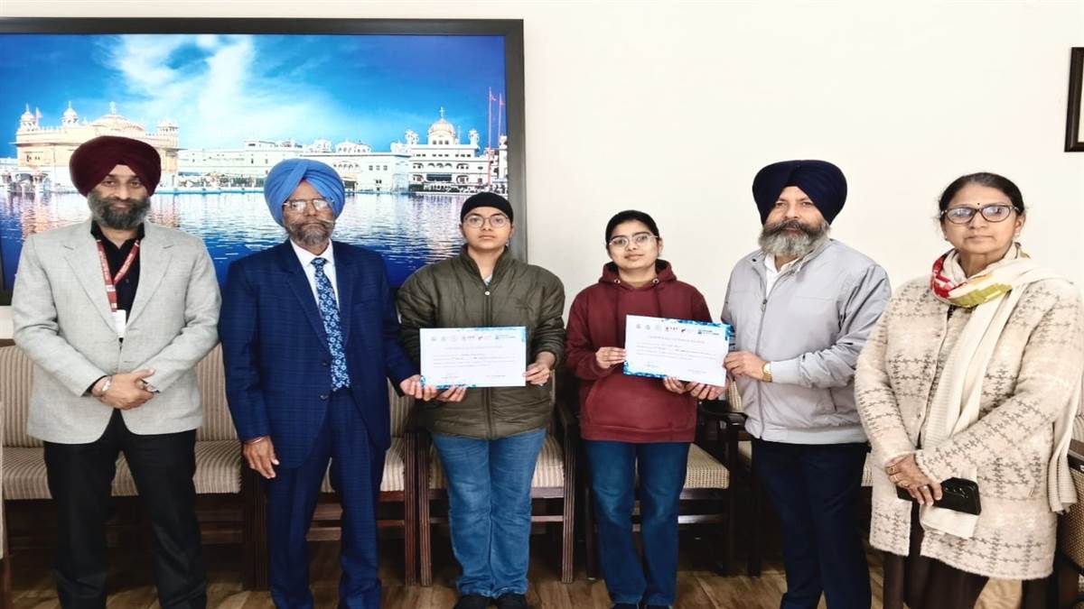 ਮਾਤਾ ਗੁਜਰੀ ਕਾਲਜ ਦੀਆਂ ਵਿਦਿਆਰਥਣਾਂ ਨੇ ਮਾਰੀਆਂ ਮੱਲਾਂ