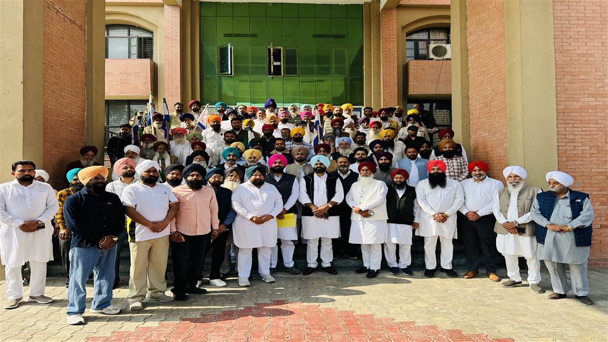 ਭਾਰਤ-ਅਮਰੀਕਾ ਟਰੇਡ ਸਮਝੌਤੇ ਦੇ ਵਿਰੁੱਧ ਡੀਸੀ ਰਾਹੀਂ ਰਾਜਪਾਲ ਨੂੰ ਭੇਜਿਆ ਮੈਮੋਰੰਡਮ