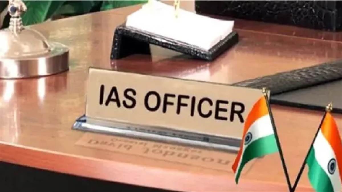 ਜੰਮੂ-ਕਸ਼ਮੀਰ ਵਿੱਚ ਵੱਡਾ ਪ੍ਰਸ਼ਾਸਕੀ ਫੇਰਬਦਲ, 20 ਆਈਏਐਸ ਅਧਿਕਾਰੀਆਂ ਦੇ ਤਬਾਦਲੇ; ਕਿਸਨੂੰ ਕਿੱਥੇ ਕੀਤਾ ਤਾਇਨਾਤ