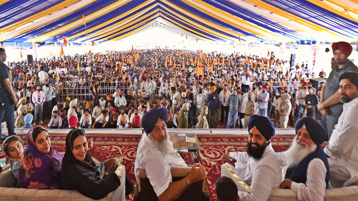 ਸਰਹੱਦੀ ਇਲਾਕੇ ਦੇ ਉਦਯੋਗਿਕ ਵਿਕਾਸ ਲਈ ਲਿਆਂਦਾ ਜਾਵੇਗਾ ਵਿਸ਼ੇਸ਼ ਪੈਕੇਜ਼ : ਸੁਖਬੀਰ ਬਾਦਲ